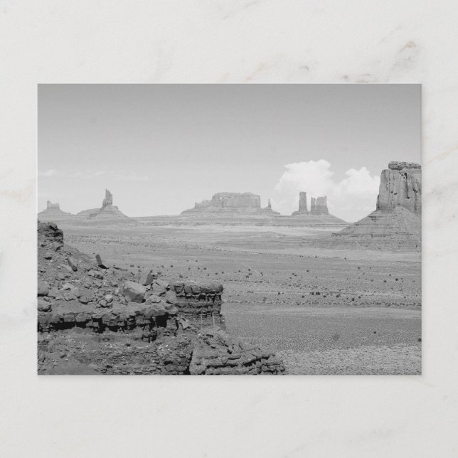 Postal Valle del Monumento (blanco y negro) 2 (Anverso)