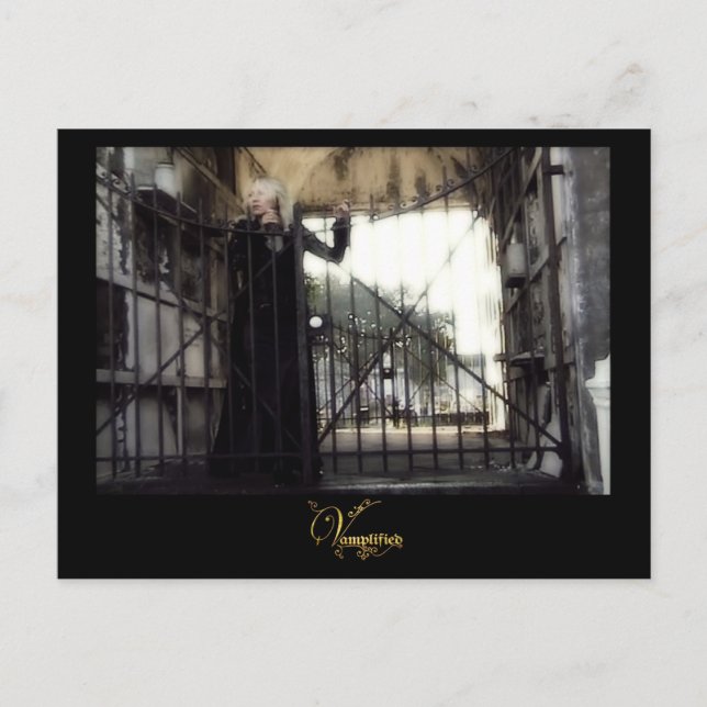 Postal Vamplificado® crucificado (Anverso)