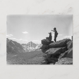 Postal Vaqueros en una cresta