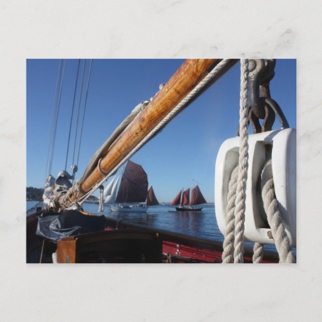 Postal Velas de tanque de un festival de botes de madera  (Anverso)