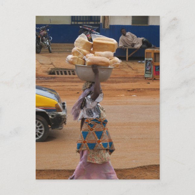 Postal Vendiendo pan en Ghana (Anverso)