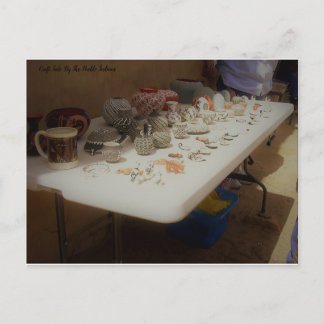 Postal Venta de artesanías por los indios pueblo