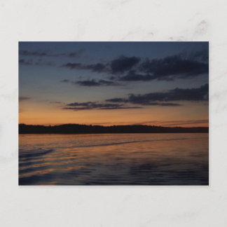 Postal Verano atardecer en un lago en el norte de Wiscons