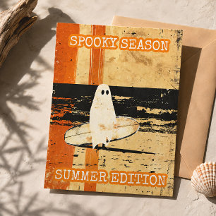 Postal Verano espeluznante de surf fantasmagórico en la p