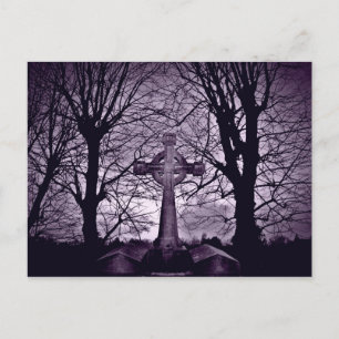 Postal Versión púrpura de la cruz gótica celta