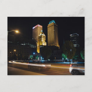 Postal Vida nocturna en el centro de la ciudad (Tulsa, OK