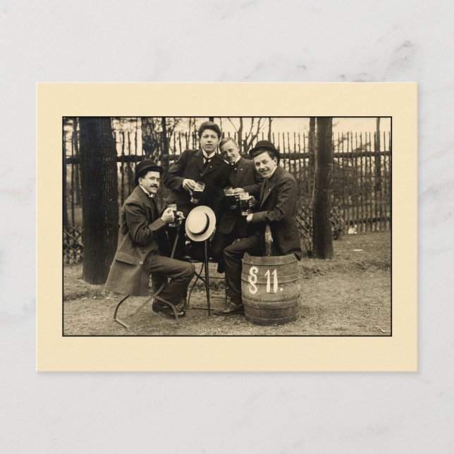 Postal Vieja foto de amigos bebedores de cerveza de los a (Anverso)