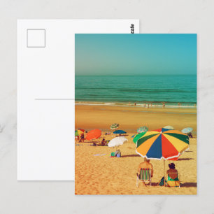 Postal Vieja pareja bajo paraguas de playa en Fonte da Te