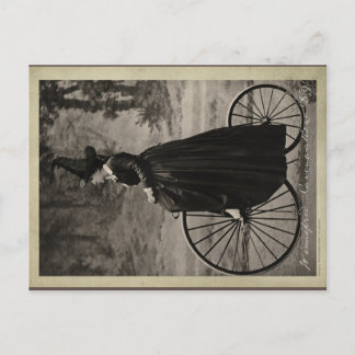 Postal Vintage bruja de Halloween en bicicleta