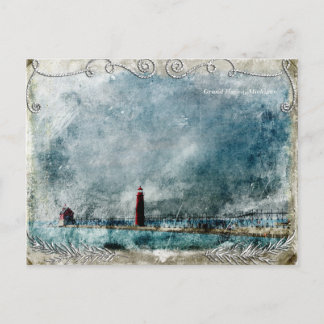 Postal Vintage Lighthouse & Pier Long Shot