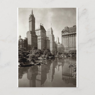 Postal Vintage New York City Skyline