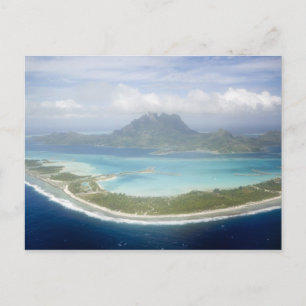 Postal Vista aérea desde un pequeño avión de Bora