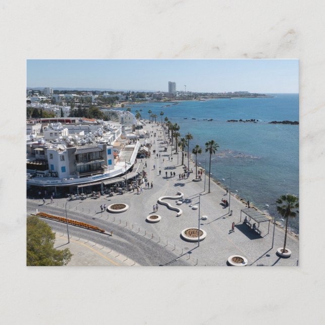 Postal vista con drone del paseo marítimo de Paphos (Anverso)