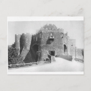 Postal Vista de la Puerta del establo, construida 1221-27