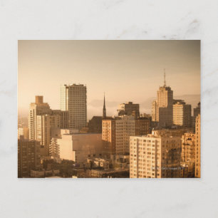Postal Vista de Nob Hill en San Francisco, con la niebla