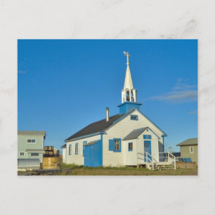 Postal Vista de una iglesia azul y blanca en la tribu Den