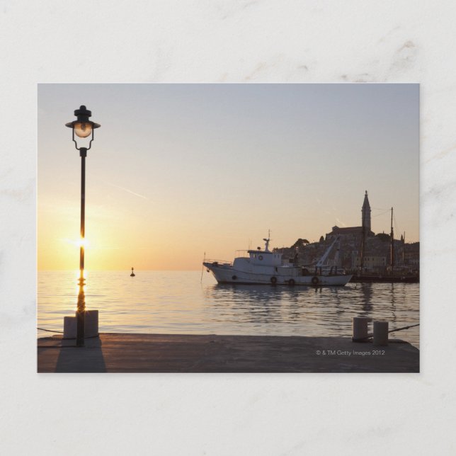 Postal Vista desde el puerto de Rovinj, Croacia, al atard (Anverso)