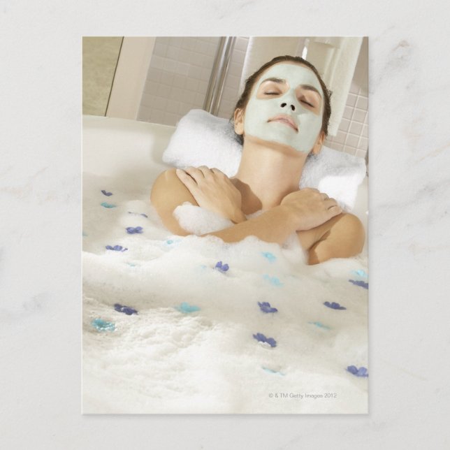 Postal Vista en ángulo alto de una joven que usa un (Anverso)