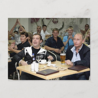 Postal Yenvedev y Putin Fiesta