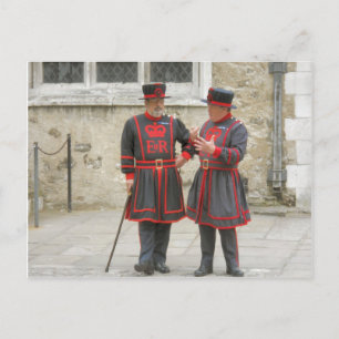 Postal Yeoman Warders con traje tradicional de invierno