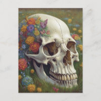 Postales de cráneo y flores en hierba