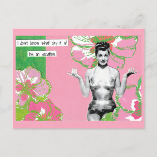Postales De Vacaciones Irregulares ¿Qué Día Es?