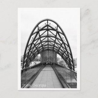 Postales urbanas en blanco y negro - Puente en Geo