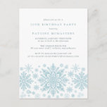 POSTCARD 70th Birthday Blue Snowflake Invitación<br><div class="desc">Los copos de nieve con acuarela azul muy elegantes crean un borde de bonito al final de esta invitación de cumpleaños para adultos. El diseño moderno y minimalista tiene un aire abierto y ventilado. La estética contemporánea atraerá a personas de todas las edades.</div>