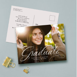 Postcard de invitación a graduación de guión elega