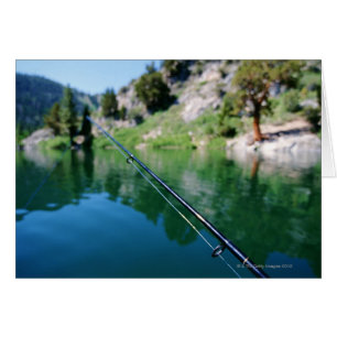 Poste de pesca y lago