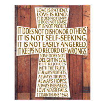 1 Corinthians 13 Capítulo de amor cruzando madera