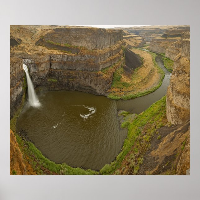 Póster 200 foot high Palouse Falls State Park in (Frente)