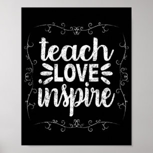 Póster 3- Enseñar amor inspira camiseta, profesor retro v
