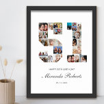 Póster 51.º Collage de fotos de cumpleaños 51<br><div class="desc">Celebra el 51º cumpleaños con este poster de collage de fotos número 51 personalizado. Este regalo de personalizable también es perfecto para el aniversario de los bodas. Es una gran manera de mostrar preciosos recuerdos de tu vida de boda y casada. El poster presenta un collage de fotos que capturan...</div>