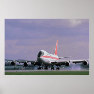 Póster 747 tierras en el Aeropuerto Internacional de Pear