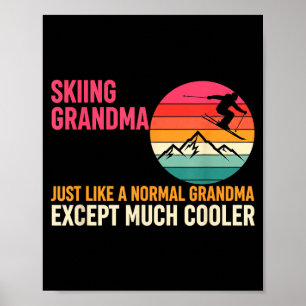 Póster Abuela Esquíando Abuela Igual Que Una Abuela Norma