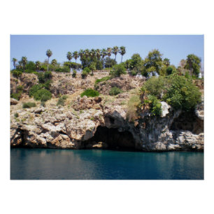 Póster Acantilados de montaña con mar Mediterráneo