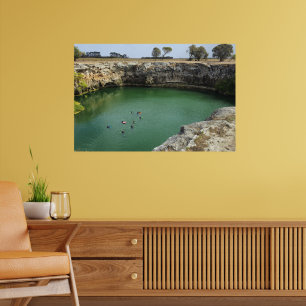 Póster Acantilados de piedra caliza y aguas esmeraldas