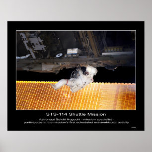 Póster Actividad Extravehicular del Astronauta Soichi Nog