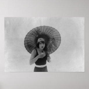 Póster Actriz Betty Compson que come el helado