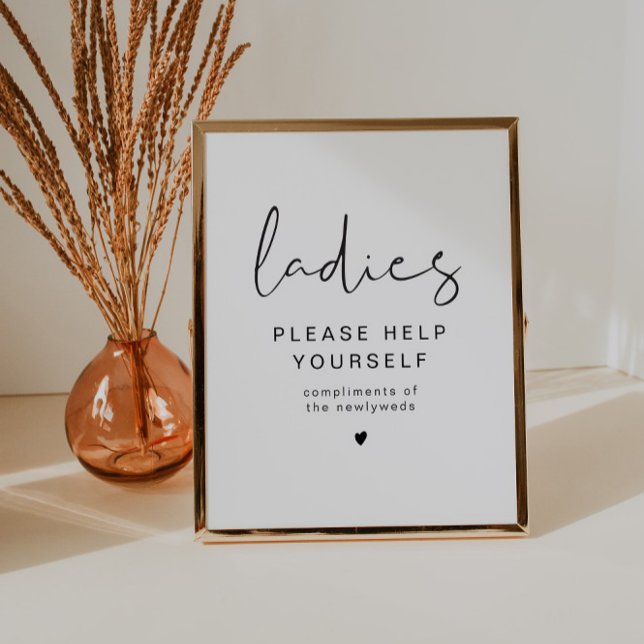 Póster ADELLA Edgy Moderno baño para mujeres (Subido por el creador)