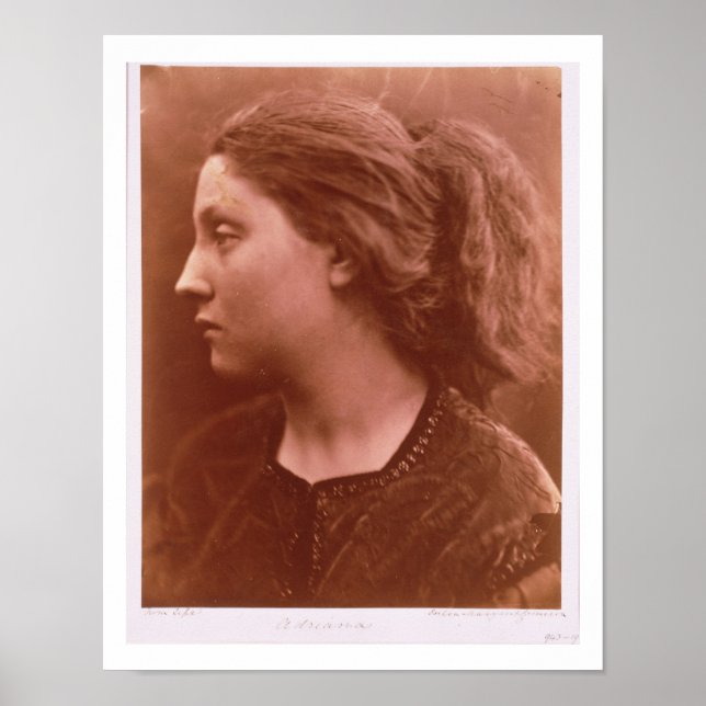 Póster Adriana (foto de sepia) (Frente)