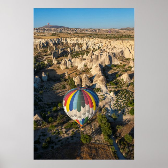 Póster Aerial View Of Hot Air Balloons, Cappadocia (Frente)