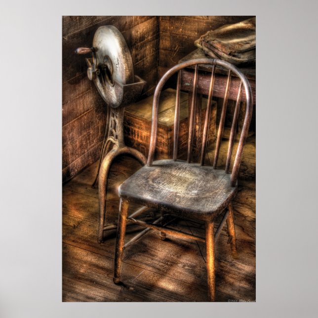 Póster Afilador - Amoladora y una Silla (Frente)