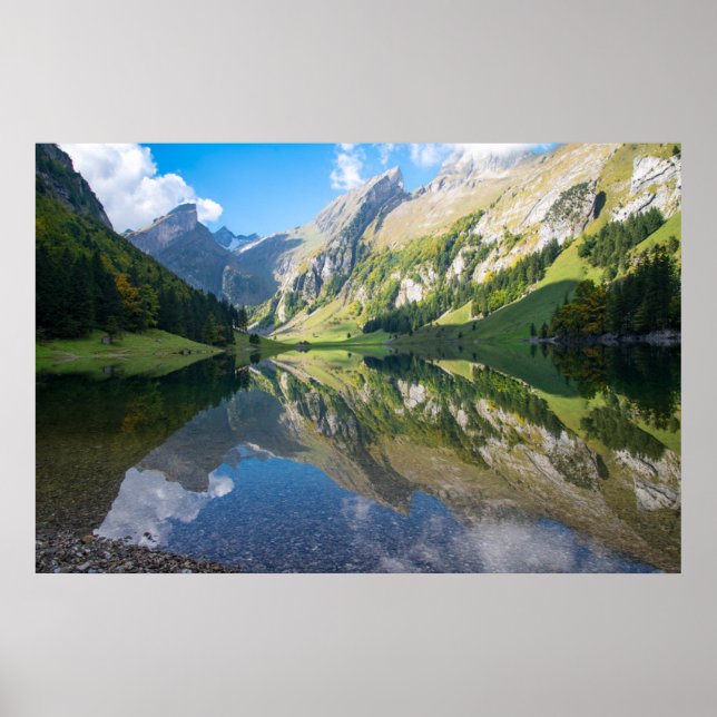Póster Agua | Alpes suizos en el lago Seealpsee Suiza (Frente)