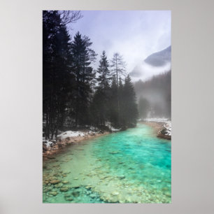 Póster Agua turquesa en Mojstrana, Eslovenia