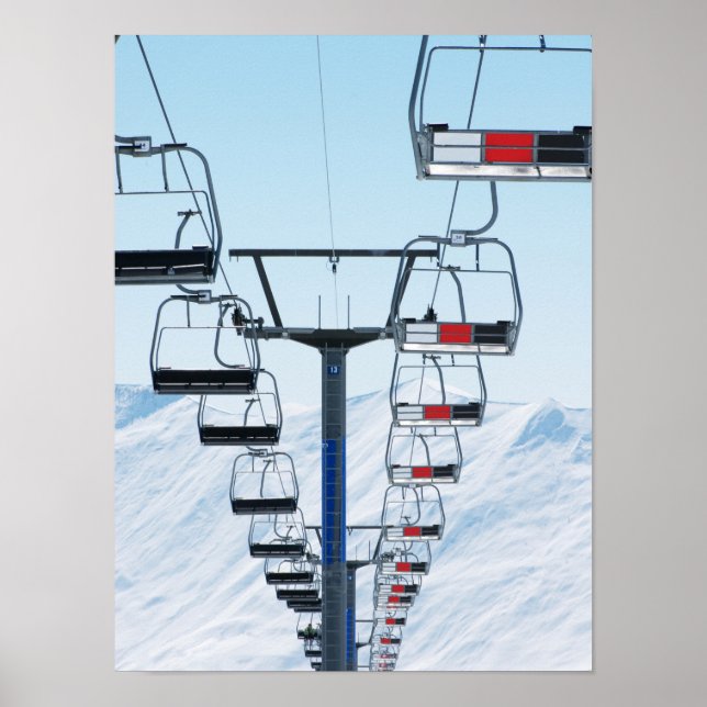 Póster Alquiler de sillas para el parque de esquí (Frente)