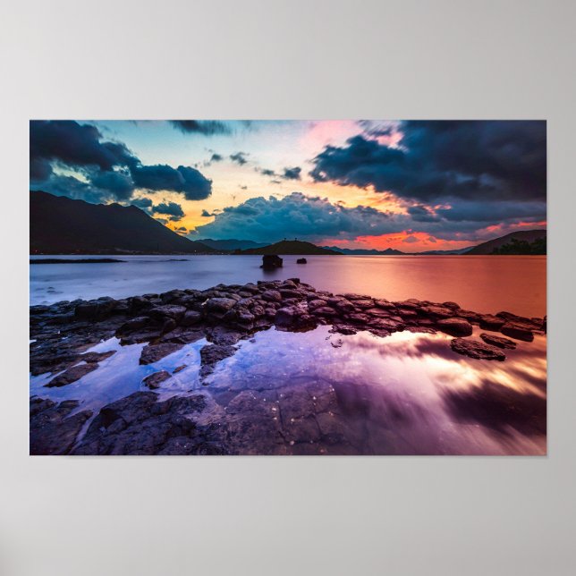 Póster Amanecer Atmosférico Moody (Frente)