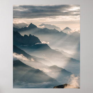 Póster Amanecer brumoso en los Alpes suizos 
