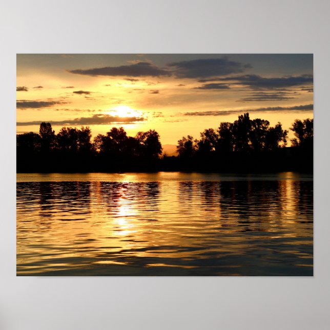 Póster Amanecer Dorado (Frente)